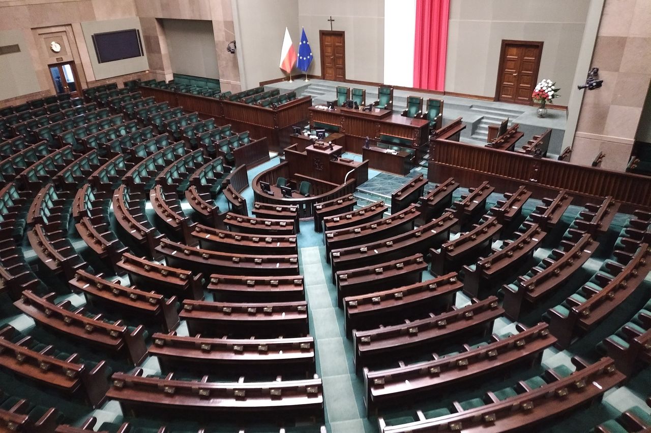 Sejm. Harmonogram obrad 24 kwietnia. Przed posłami pierwszy dzień posiedzenia