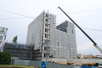 Katowice: W centrum powstaje wielki gmach sądu za 120 milionów. Kiedy zacznie służyć mieszkańcom? "Realizacja przebiega zgodnie z planem"