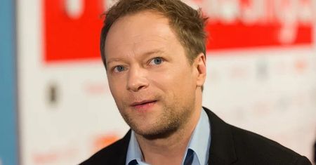 Maciej Stuhr w długich włosach. Porównano go do… Doroty Stalińskiej