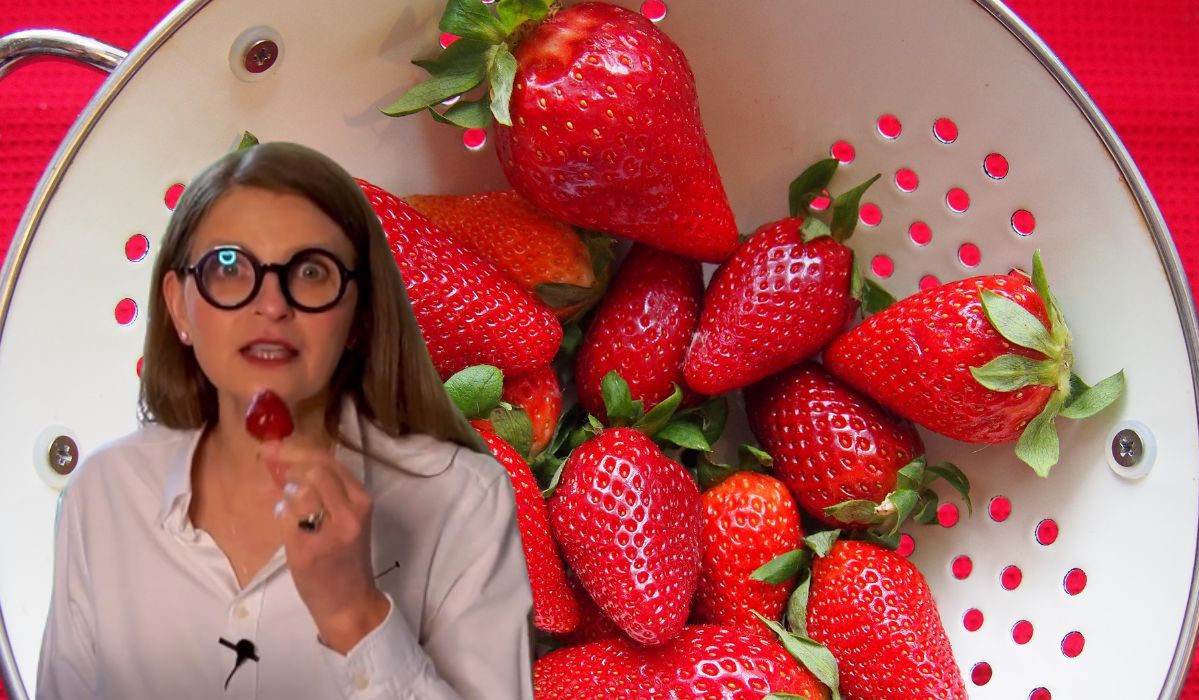 Ekspertka tłumaczy, jak jeść truskawki. W komentarzach fani wytknęli jej fatalny błąd