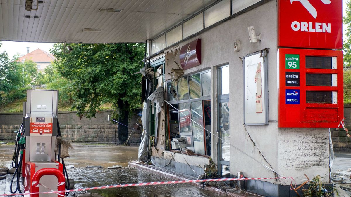 Szabrownicy próbowali okraść Orlen w Kłodzku