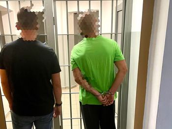Gm. Borów: Krewki 28-latek chciał pobić wujka. Policjanci musieli użyć tasera, żeby go obezwładnić