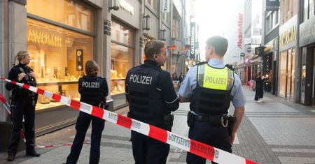Marokańczyk zranił nożem polskiego kibica w Kolonii. Zapadł wyrok