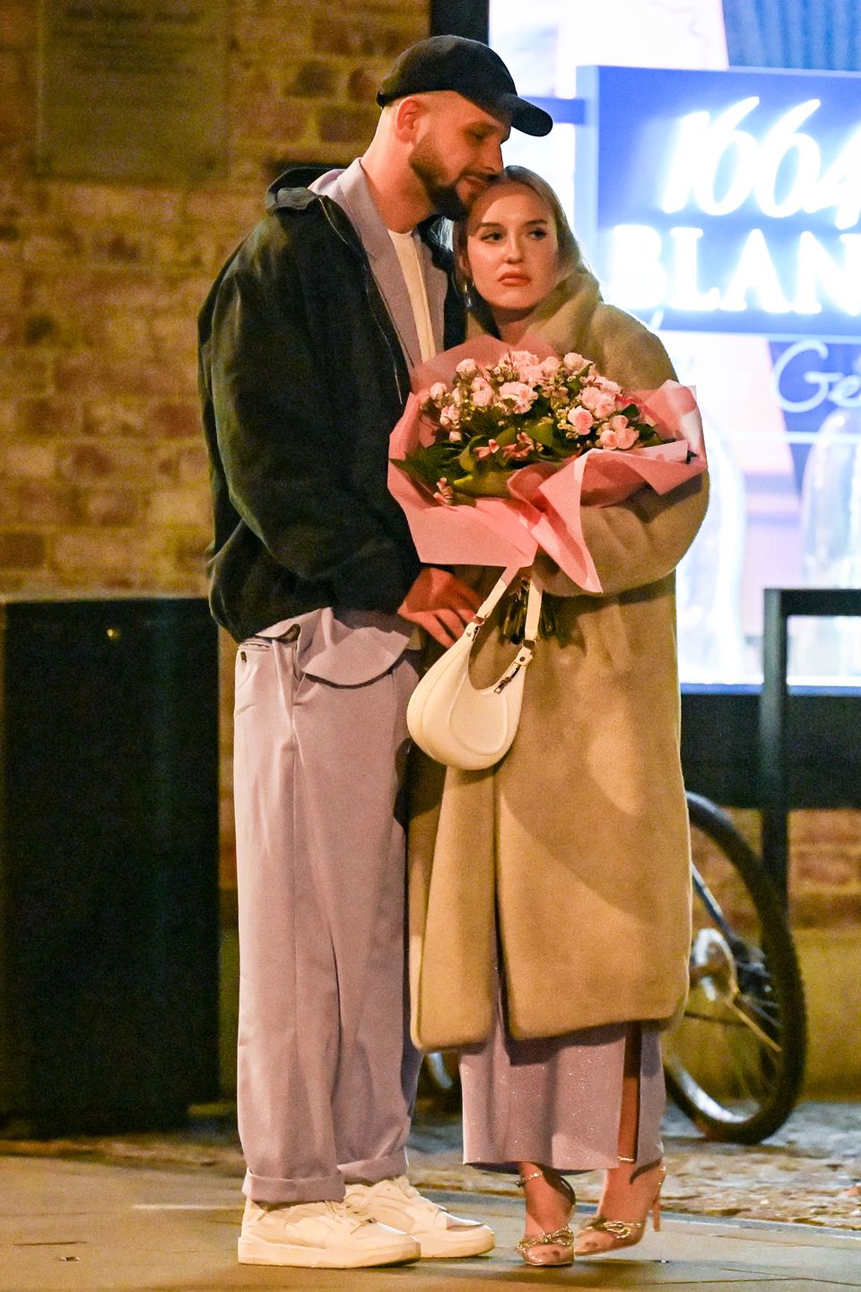 Czułości Macieja Peli z gwiazdą "Love Never Lies"