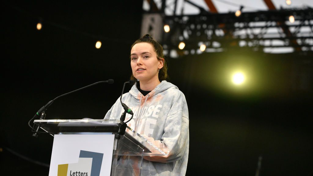 Gwiazda "Gwiezdnych wojen" zmaga się z chorobą autoimmunologiczną. Opowiedziała o objawach