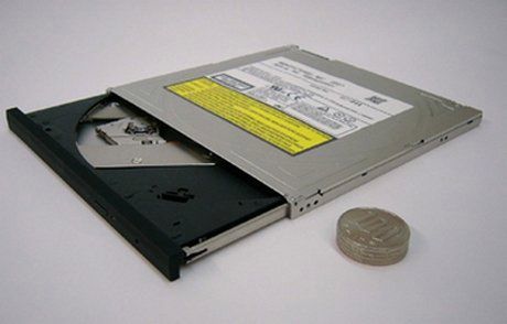 Super cienkie DVD do laptopów 1