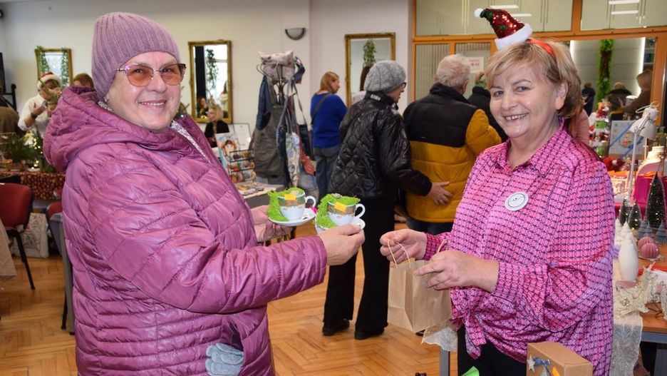 Świąteczne Targi Rękodzieła w Zduńskiej Woli zachwyciły kupujących i oglądających