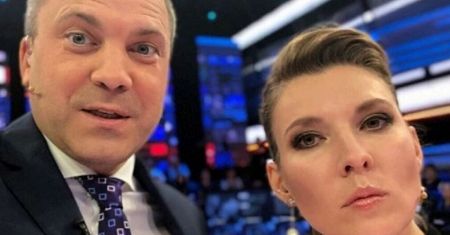 Ujawniono zarobki "żelaznej lalki Putina". Kwota powala na kolana