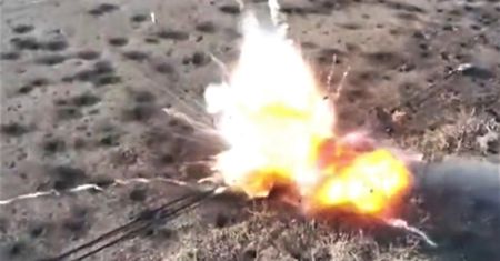 Potężna eksplozja pod Wuhłedarem. Rosyjski T-72 rozerwany na strzępy