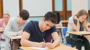 Kraków: Ortograficzne pułapki im niestraszne. Kolejne dyktando