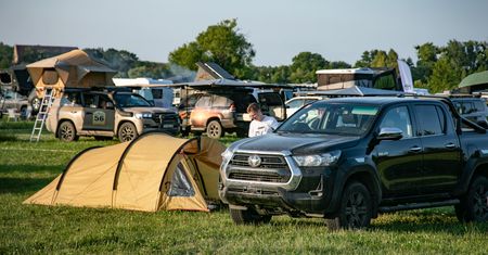 Rekordowe spotkanie miłośników terenówek Toyoty. Można było zobaczyć niemal wszystkie wersje