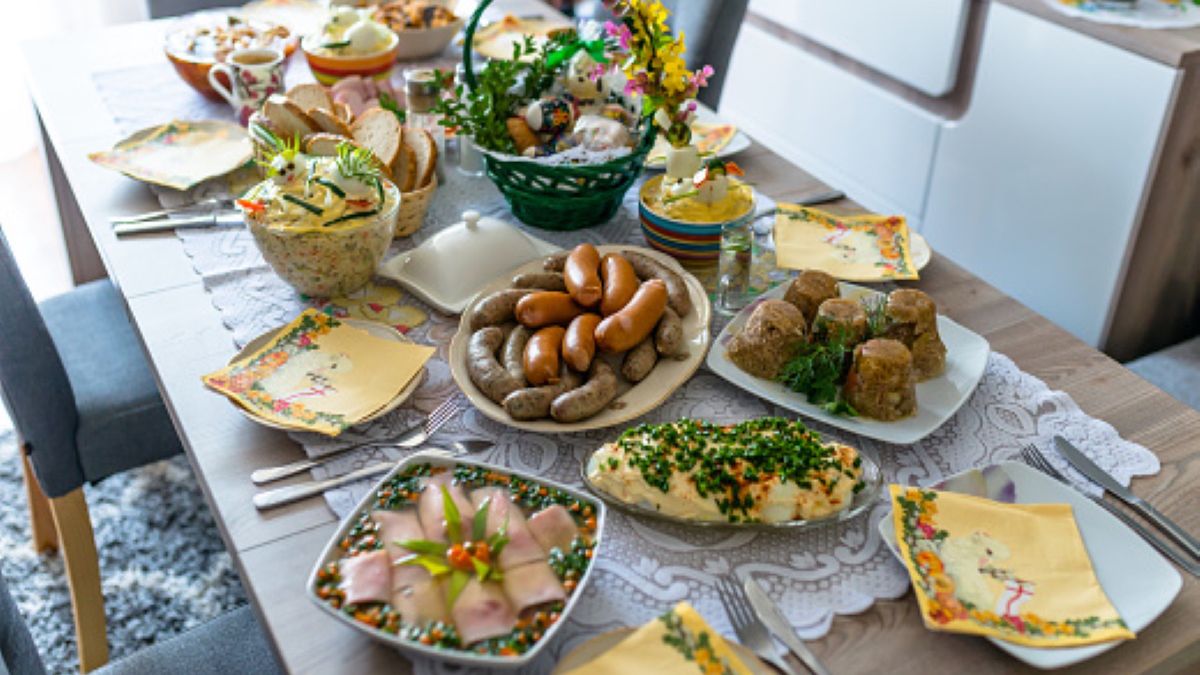 Jak przechowywać wędliny tak, aby możliwie najdłużej zachowały świeżość?