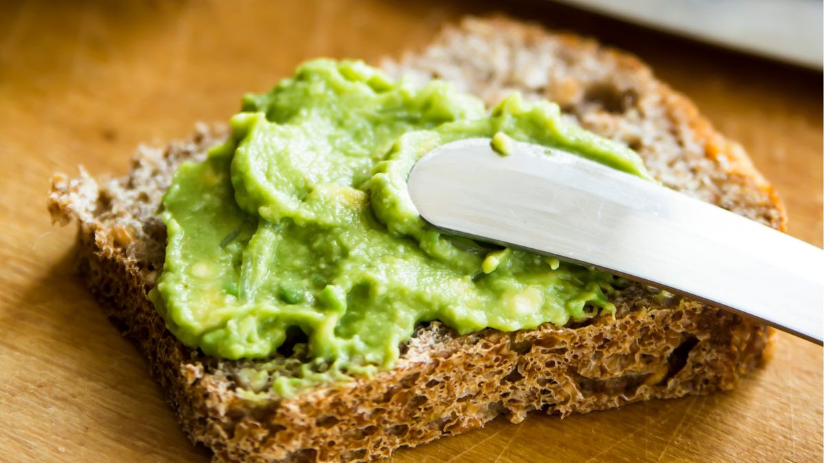 Masło z awokado świetnie się sprawdza do codziennych kanapek