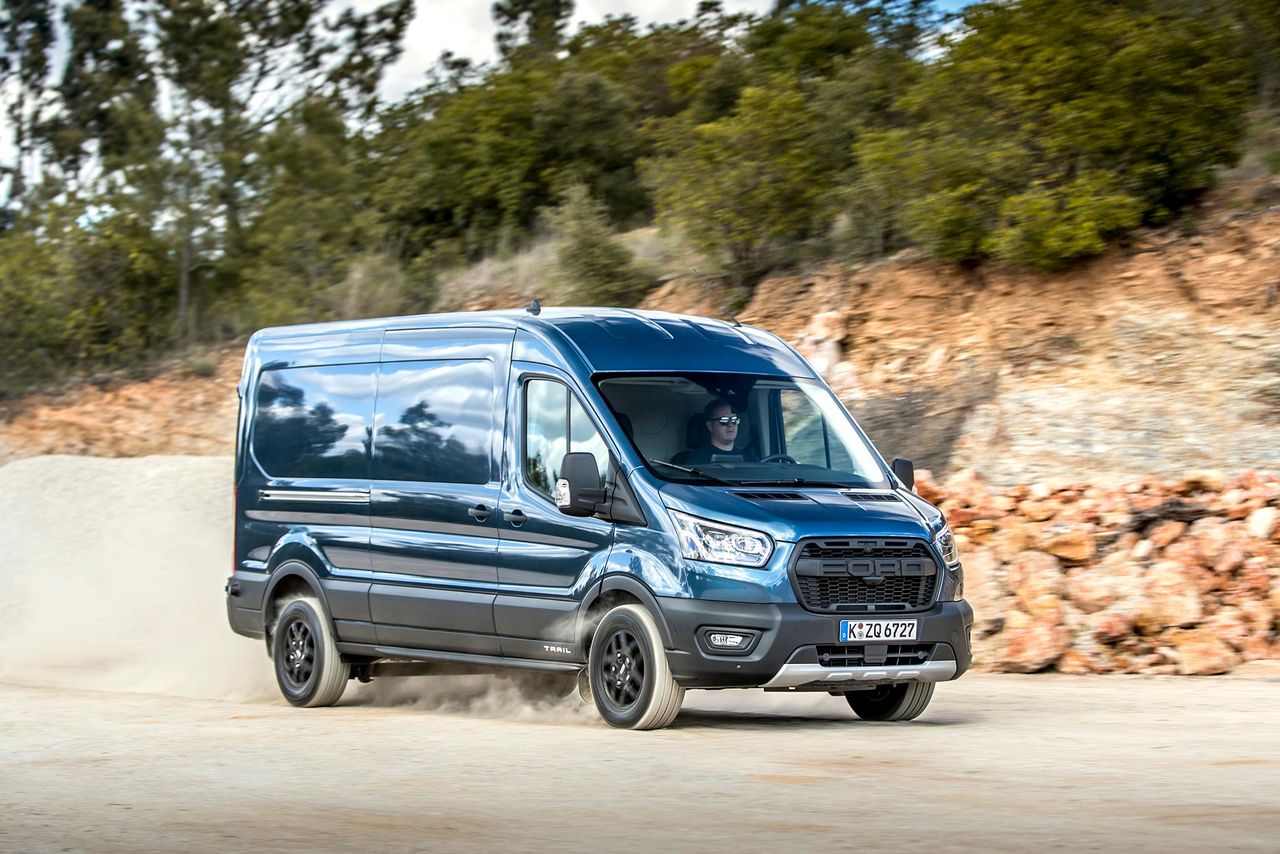 Ford Transit Trail