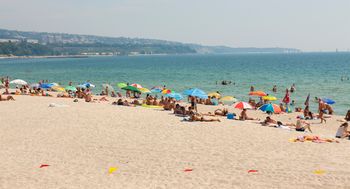 Najtańsze all inclusive na wrzesień. 1500 zł za tydzień, a na miejscu 26 st. C