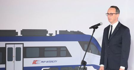 Chcą kupić szybkie pociągi, ale w Polsce brakuje odpowiednich torów