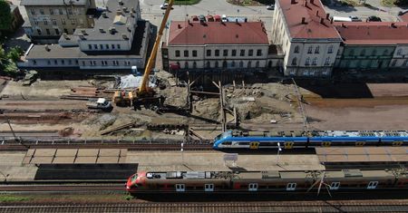 Czechowice-Dziedzice. Prace postępują. Coraz bliżej komfortowej podróży w Beskidy