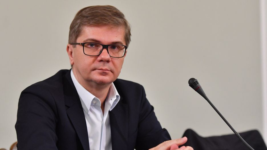 "Nic się nie stało". Sylwester Latkowski pokazał dokument o pedofilii . "Opowieść o bezsilności" 