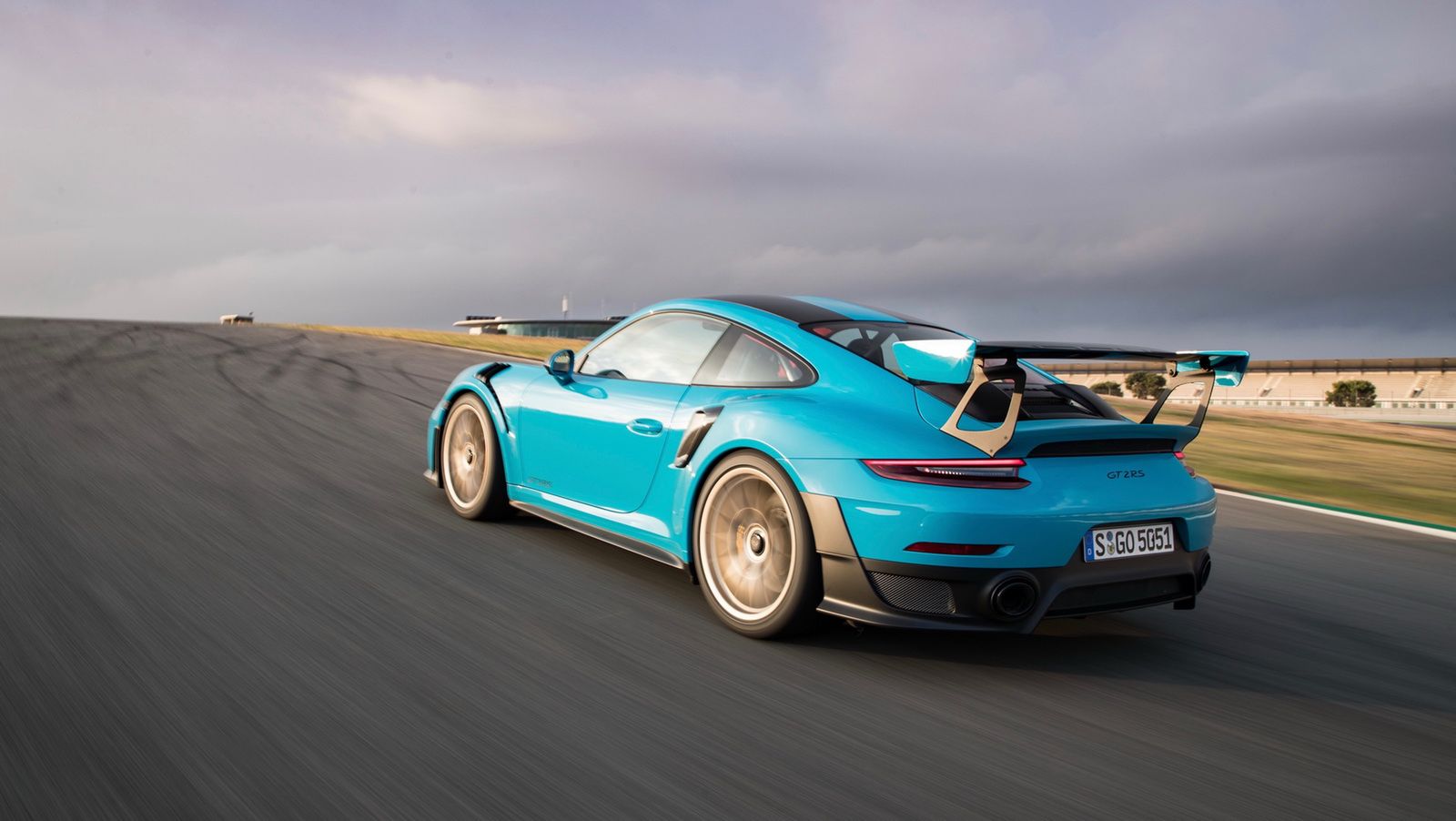 Porsche 911 GT2 RS (2017)