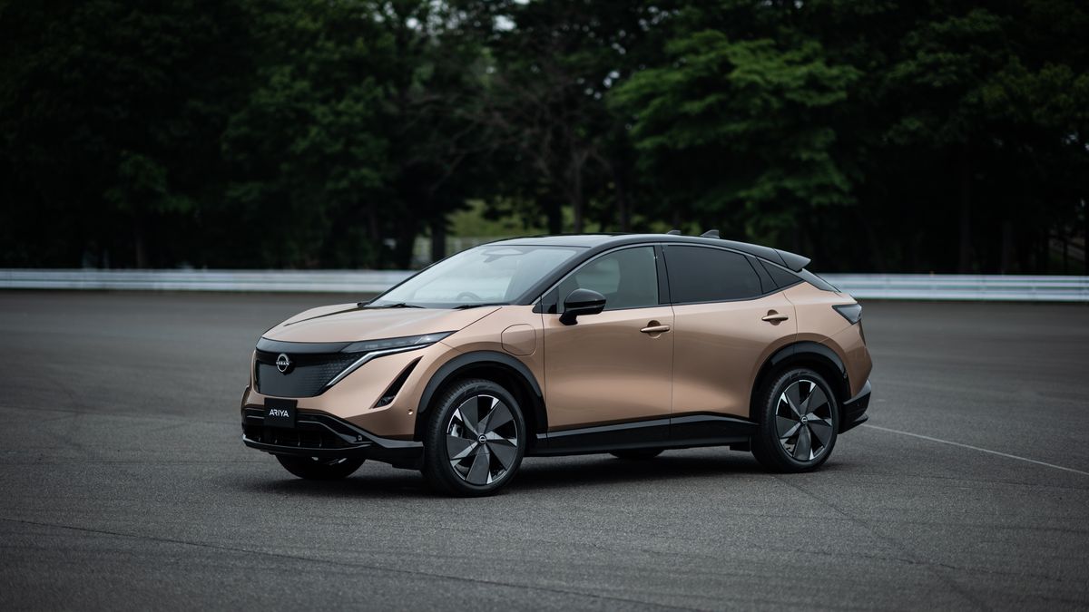 Nissan Ariya stylistycznie przypomina koncept, który został pokazany na Tokyo Motor Show