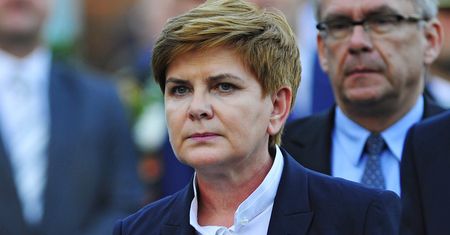 Szydło ostro o "ministerkach". Językoznawca jej odpowiedział