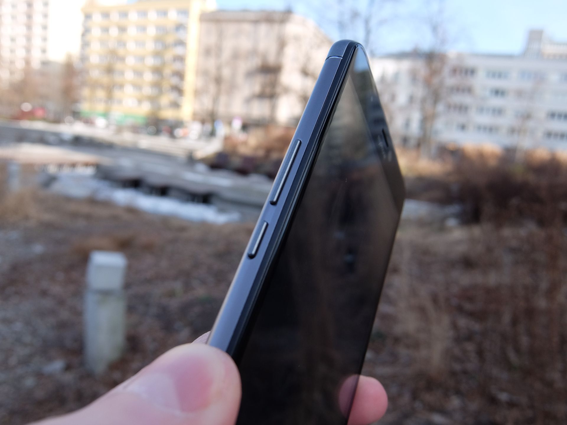 Czy 500 zł wystarczy na telefon "premium"? Minitest MyPhone'a City XL 3