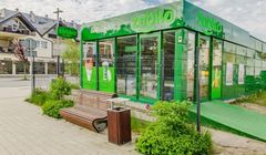 Żabka bije kolejny rekord. Część sklepów w specjalnych modułach