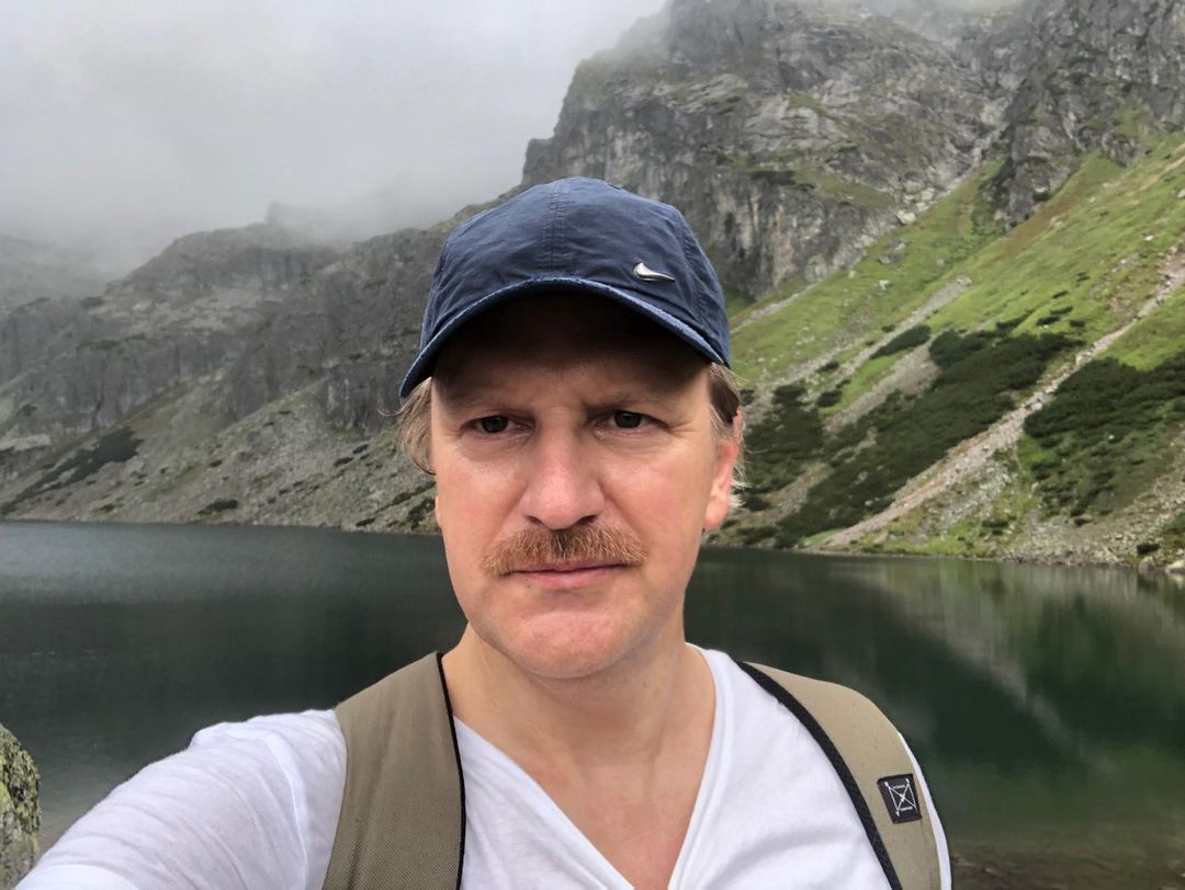 Maciej Kowalewski zmienił się na przestrzeni lat