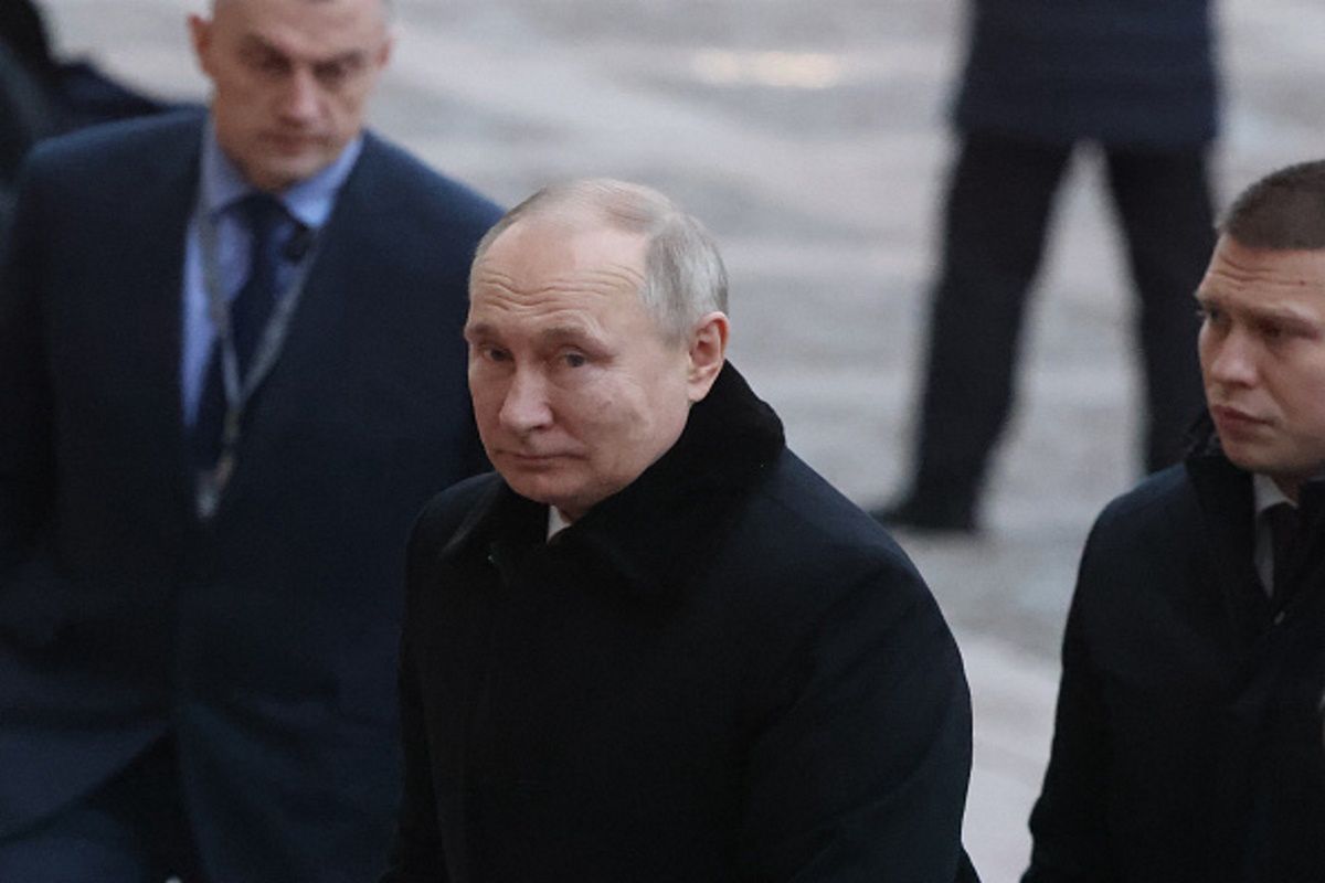 There is still more than a year left.  Kremlin sources: Putin has already begun preparations – o2