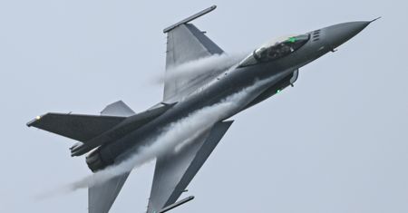 Belgia nie dostarczyła Ukrainie żadnego F-16. Ujawniono powód
