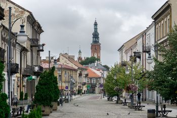 Skarżysko-Kamienna: Nowy parking przy ulicy Żeromskiego. To efekt współpracy miasta z lokalnym przedsiębiorcą