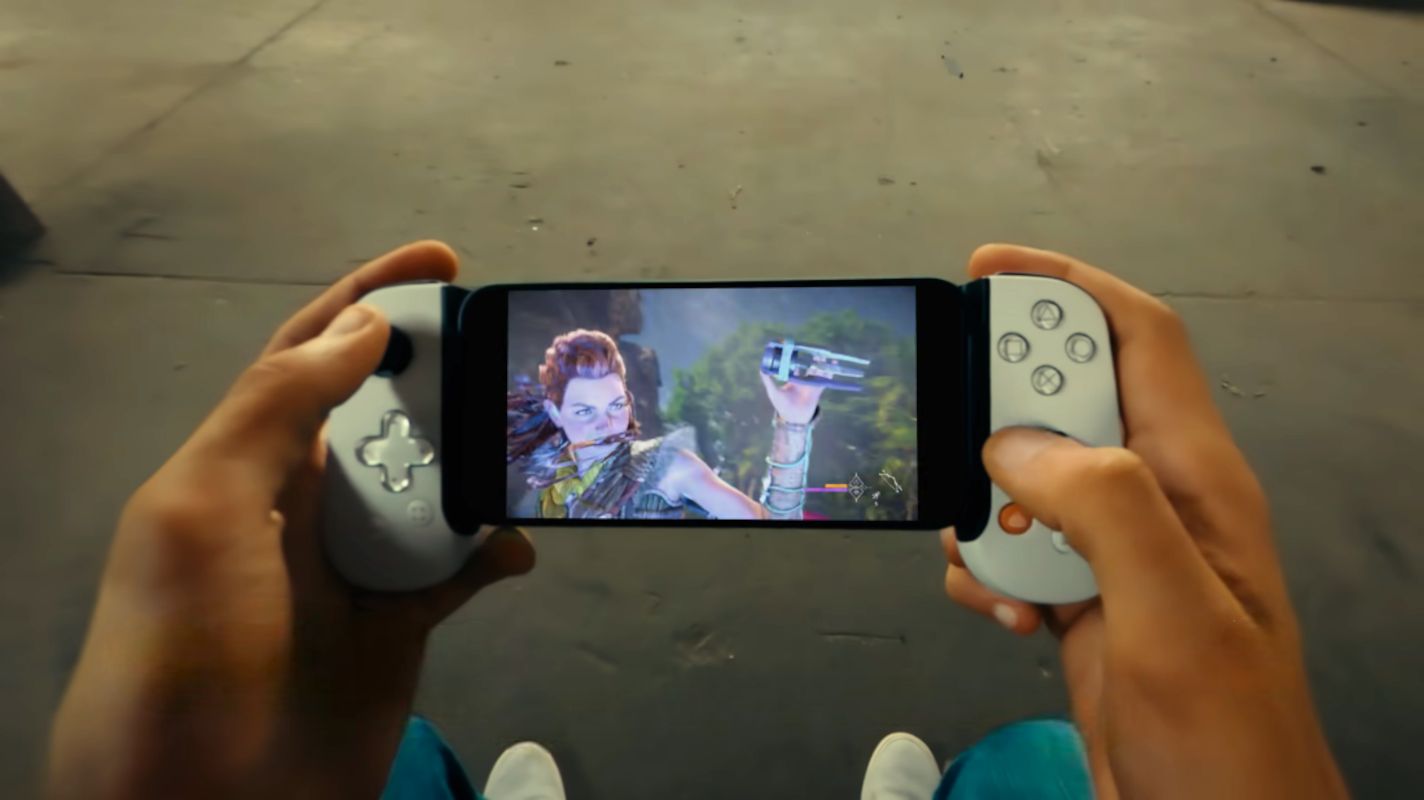 Zmień smartfon w przenośne PlayStation. Jest oficjalny pad