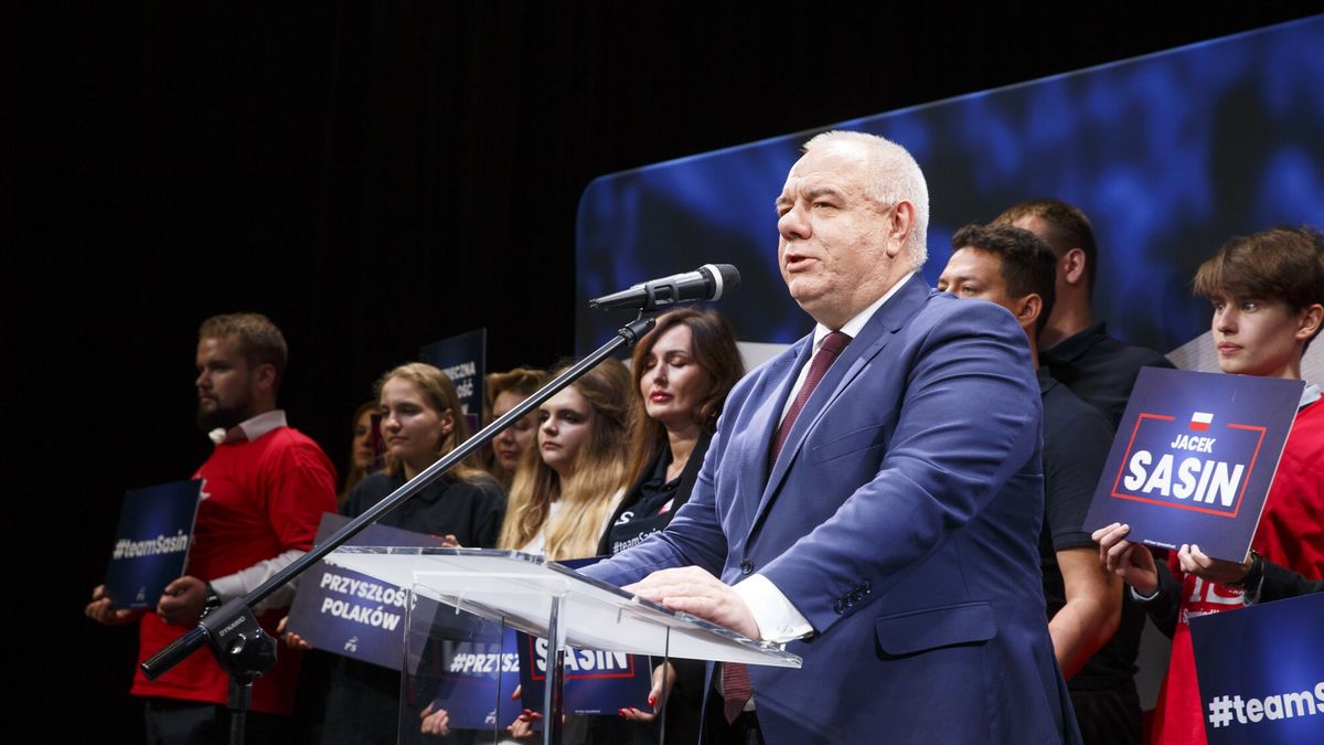 Nikt nie skorzystał z prawa dotyczącego spółek handlowych, które wprowadził Jacek Sasin, minister aktywów państwowych