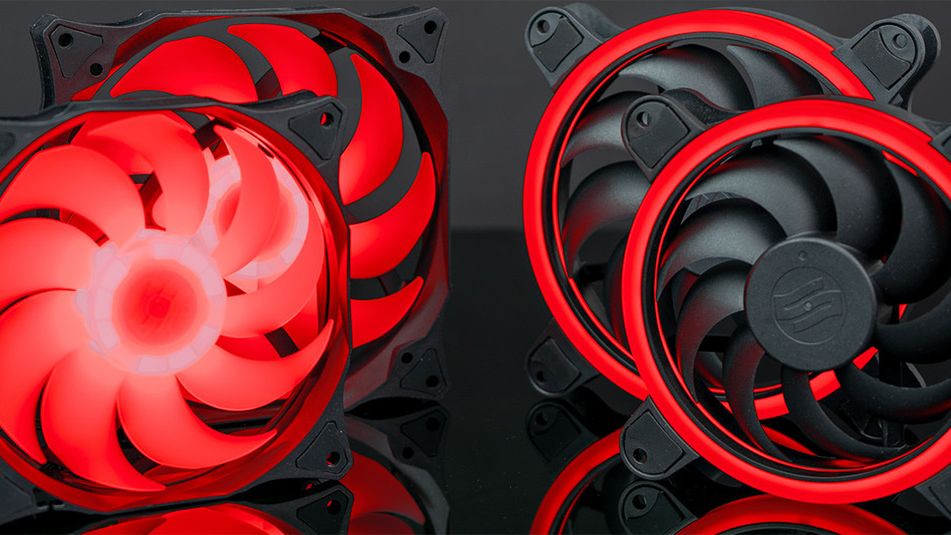 SIlentiumPC Corona HP RGB (po prawej) już w rozmiarze 140 mm (foto: materiały prasowe SilentiumPC)