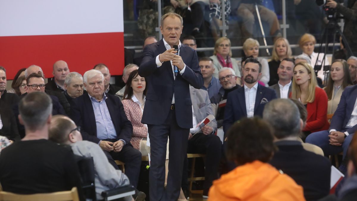 Rolnicy z "Oszukanej Wsi" zaprosiliśmy Donalda Tuska na spotkanie podczas wystąpienia polityka w Białej Podlaskiej