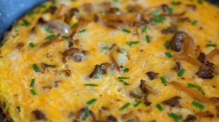 Zwykły omlet zostawiam na lato. Jesienią dorzucam do niego coś specjalnego