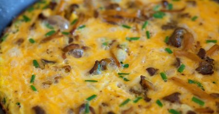 Zwykły omlet zostawiam na lato. Jesienią dorzucam do niego coś specjalnego