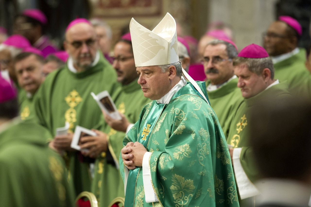 Koronawirus. "Robin Hood papieża Franciszka". Kardynał Konrad Krajewski na ustach zagranicznej prasy