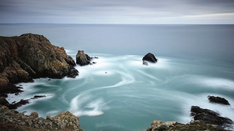 Długie ekspozycje w słoneczny dzień - tylko z filtrem Lee Super Stopper 1