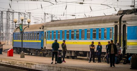 Ukraina dostanie miliony euro na linię kolejową ze Lwowa do granicy z Polską. "Kluczowy projekt"