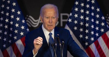Biden ostrzega. "Nie możemy tak dalej funkcjonować"