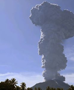 Wulkan wystrzelił na pięć km. Ewakuacją zagrożonych kilkanście tysięcy osób
