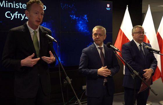 Uber z ministrami cyfryzacji i infrastruktury ogłasza inwestycje w Polsce: w br. podwoi zatrudnienie, wyda 26 mln zł