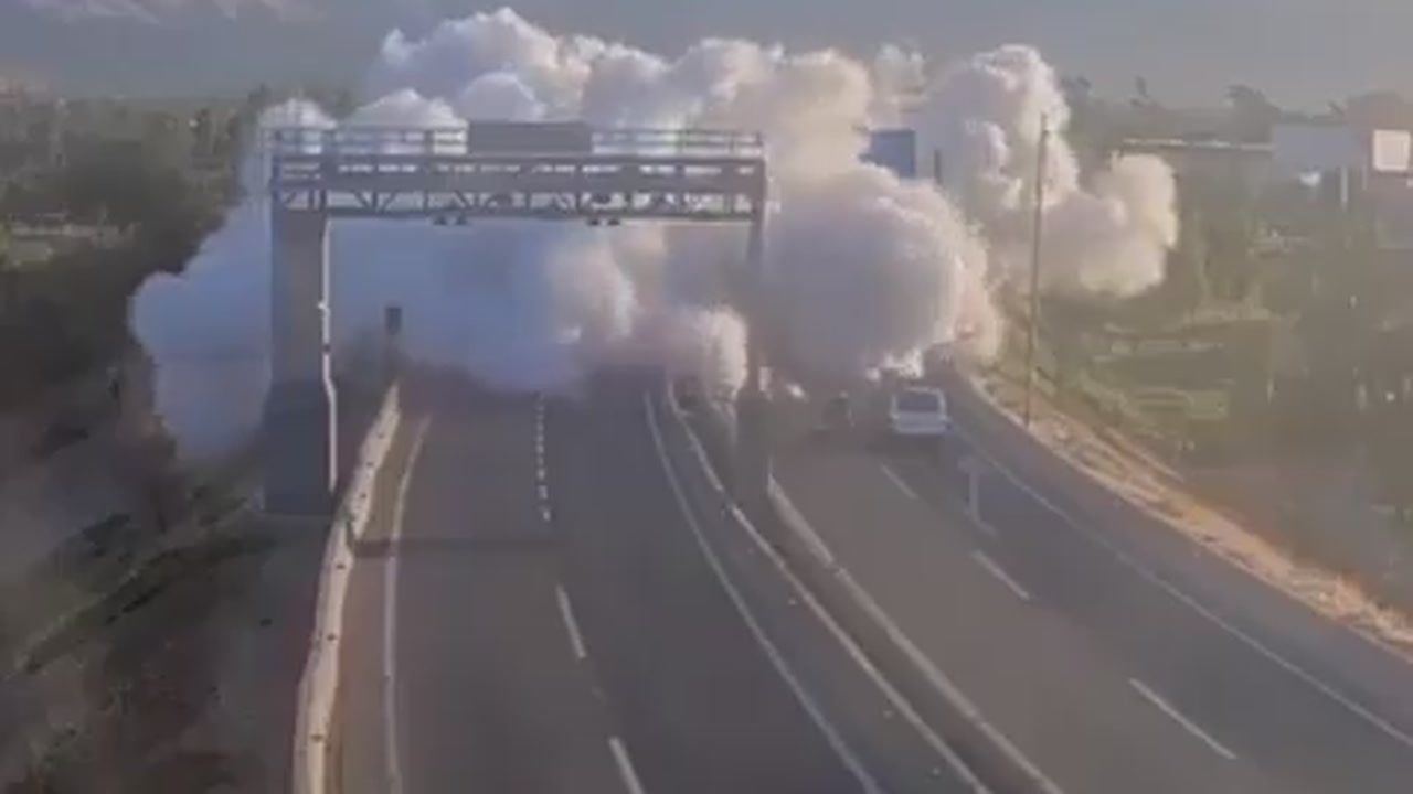 Tragiczny wypadek w Santiago. Kierowca przewoził skroplony gaz