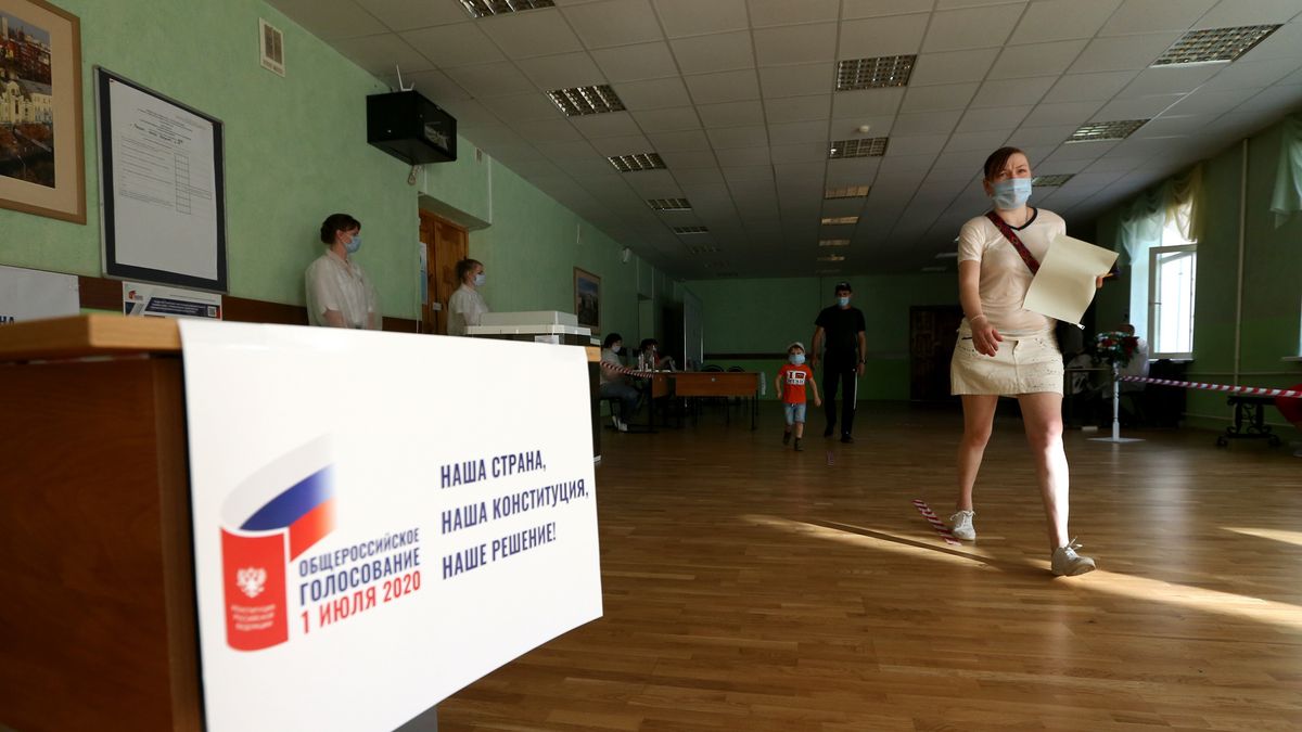 Rosyjskie organizacje pozarządowe donoszą o wielu nieprawidłowościach w czasie wyborów oraz przemocy ze strony policji.