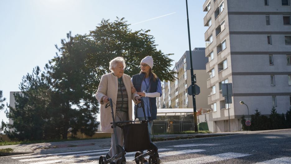 Dodatkowe pieniądze od ZUS. Jak otrzymać 500 plus dla seniora