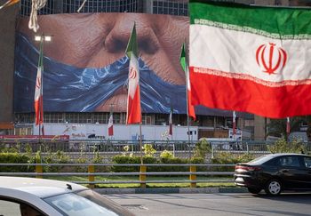 Iran zapowiada mechanizm zarządzania ruchem w cieśninie Ormuz. Zakłada opłaty