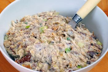 Ta pasta kanapkowa bije łososia na głowę. Tania i znika w chwilę