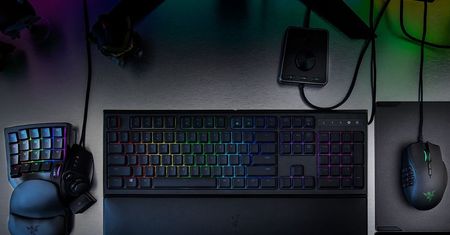 Kolejne nowości Razera - myszka Naga Trinity i nowy keypad