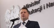Przemysław Czarnek będzie usuwać "komunistyczne relikty" z podręczników